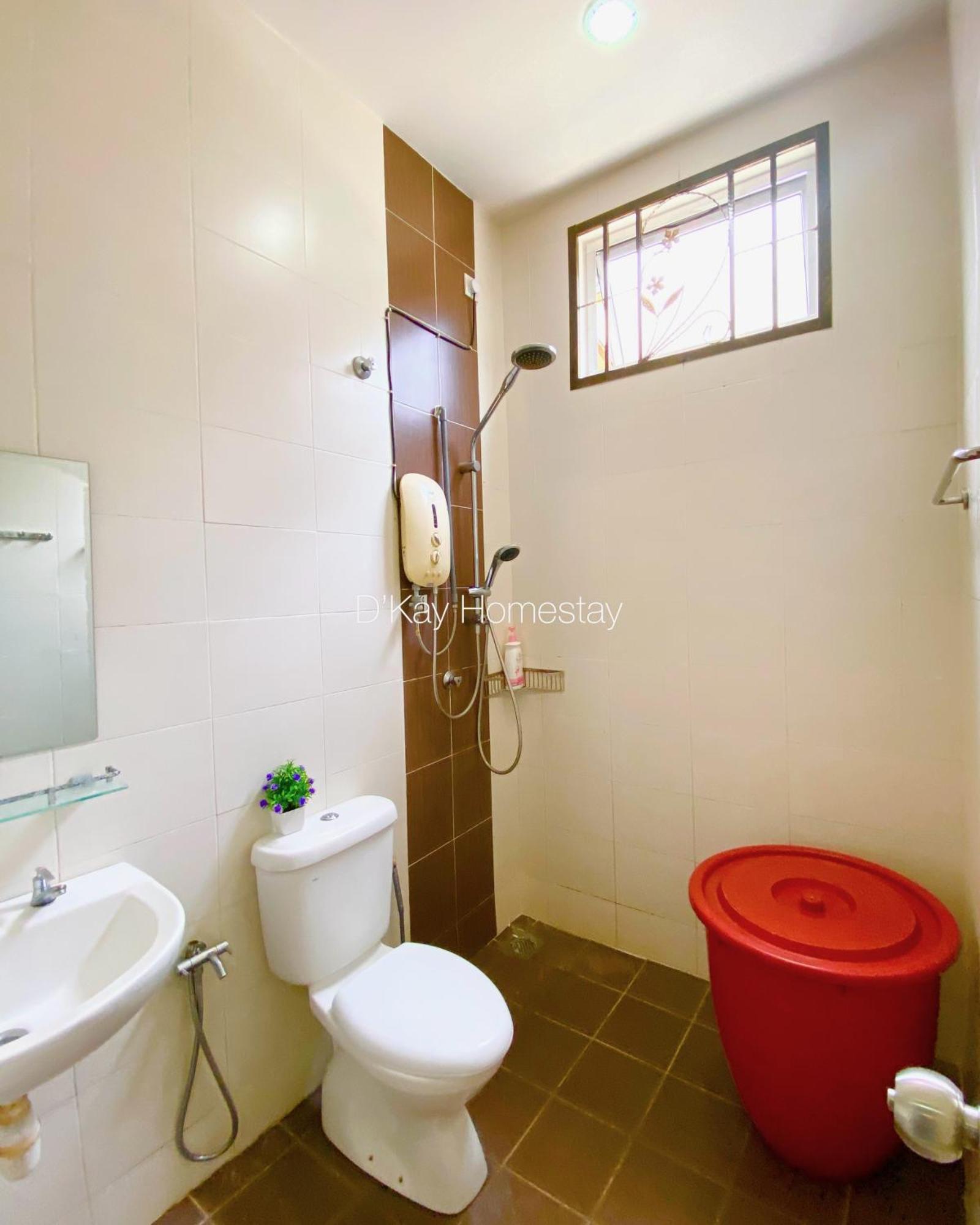 4 Bedrooms Homestay, Fully Aircond In Sendayan By D'Kay Homes I 10-15 Pax Seremban Exterior photo